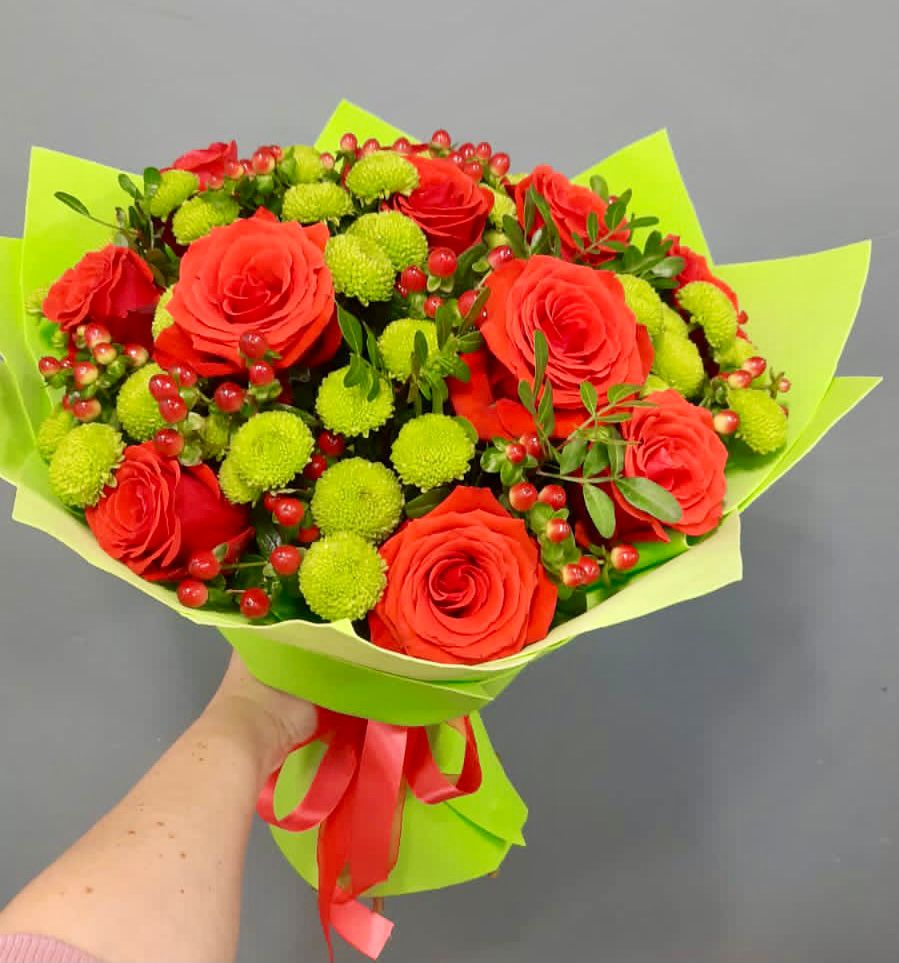 Букет цветов из: Хризантемы и Розы в Самашки