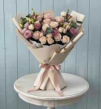 Букет цветов из:  Розы и Лизиантусы в Самашки