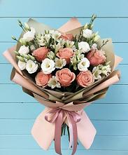 Букет цветов из:  Розы, Альстромерии и Лизиантусы в Самашки