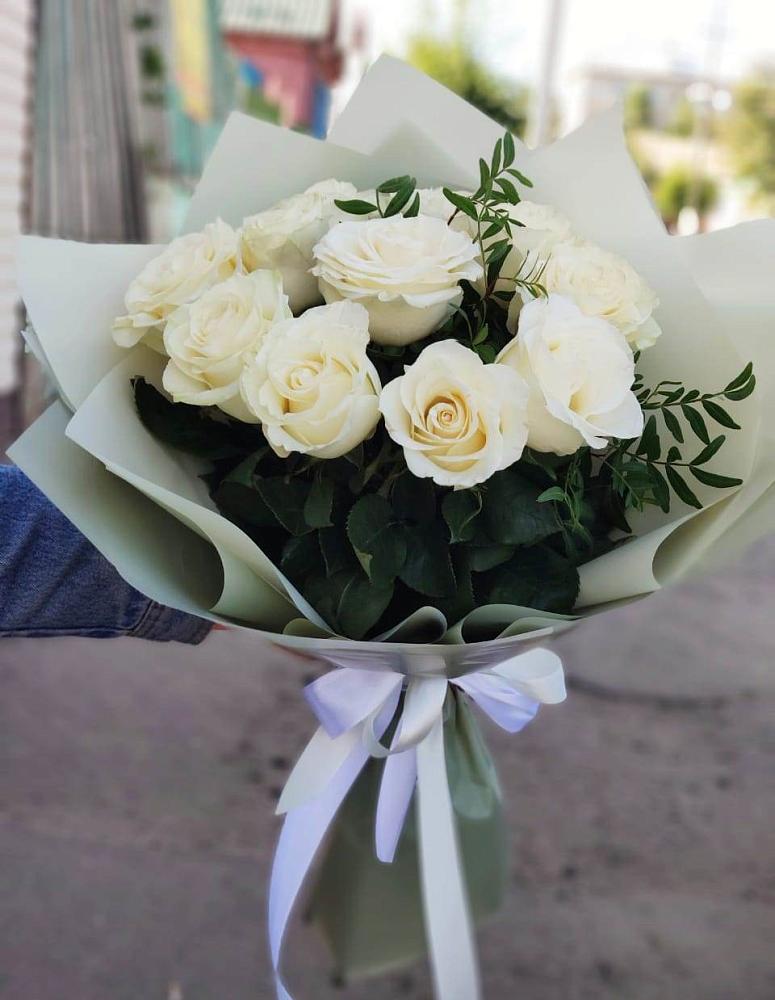 Букет Белые розы Проуд в Самашки