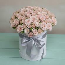 Цветочная композиция из Розы в шляпной коробке в Самашки