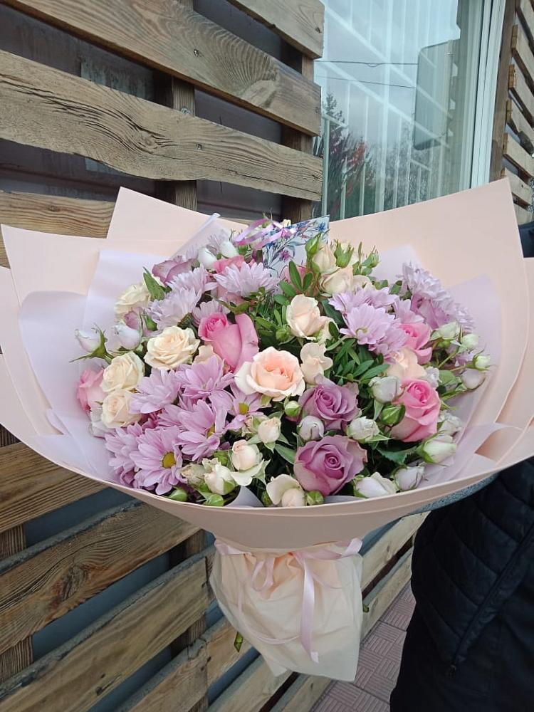 Букет цветов из: Розы и Хризантемы в Самашки