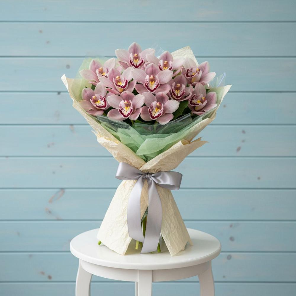 Букет цветов из: Орхидеи и Розы в Самашки