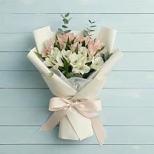 Букет цветов из:  Альстромерии в Самашки