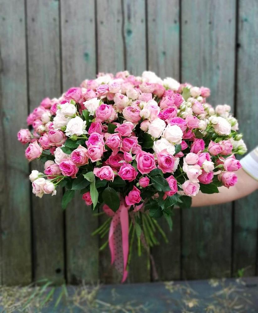 Букет Розовые кустовые розы Натали и Лав Лидия в Самашки