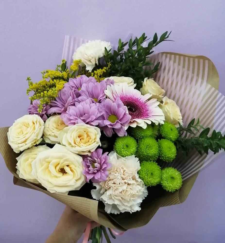 Букет цветов из: Хризантемы, Розы, Гвоздики и Герберы в Самашки