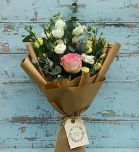 Букет цветов из:  Розы и Лизиантусы в Самашки