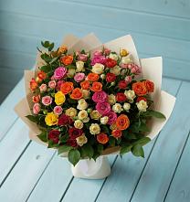 Букет Микс из разноцветных кустовых роз в Самашки