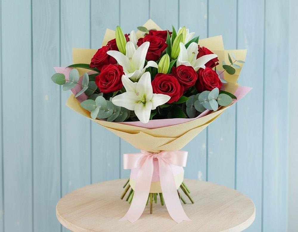 Букет цветов из: Лилии и Розы в Самашки